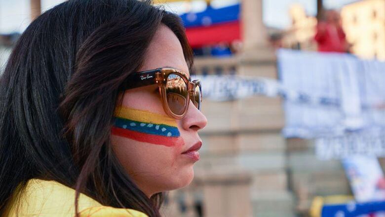 “Ya votamos y nos robaron”: el dilema imposible de la oposición de Venezuela ante las nuevas elecciones (y qué pasó las otras veces que hubo boicot)